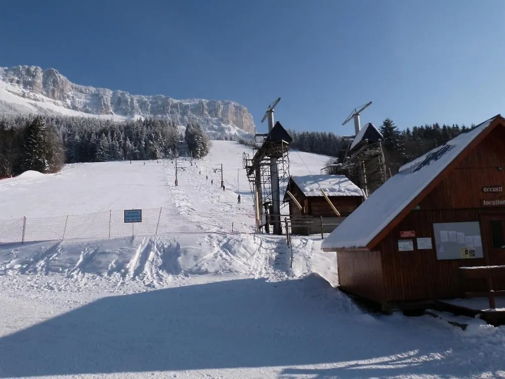 Auberge de jeunesse Chalet de la Hulotte à Entremont-le-Vieux France